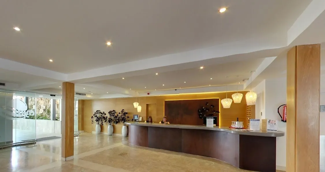 Hotel Allsun Kontiki location